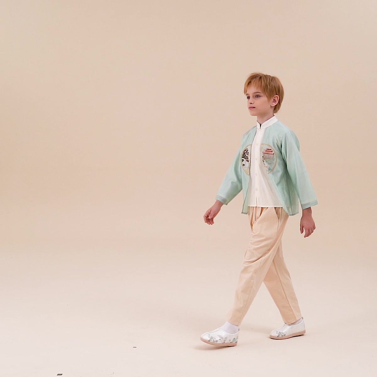 英氏新中式套装体验：玉宇琼楼，穿出东方韵味的小确幸