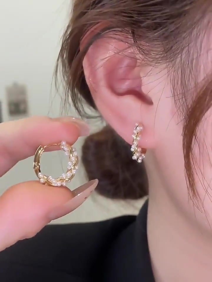 戴上这对圈圈耳环，我就是2026最潮的崽！