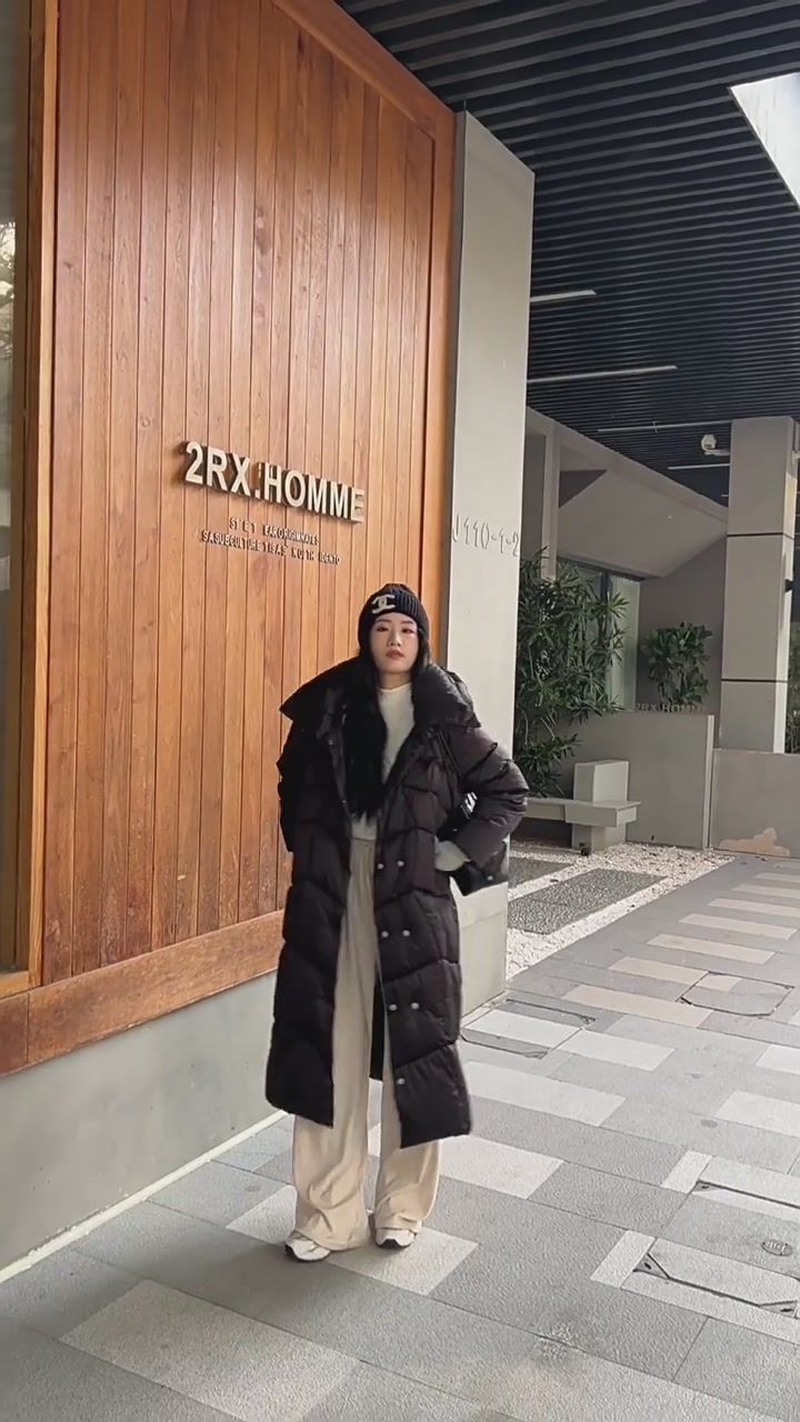 姐妹们！这件羽绒服我愿称之为冬季保暖天花板！