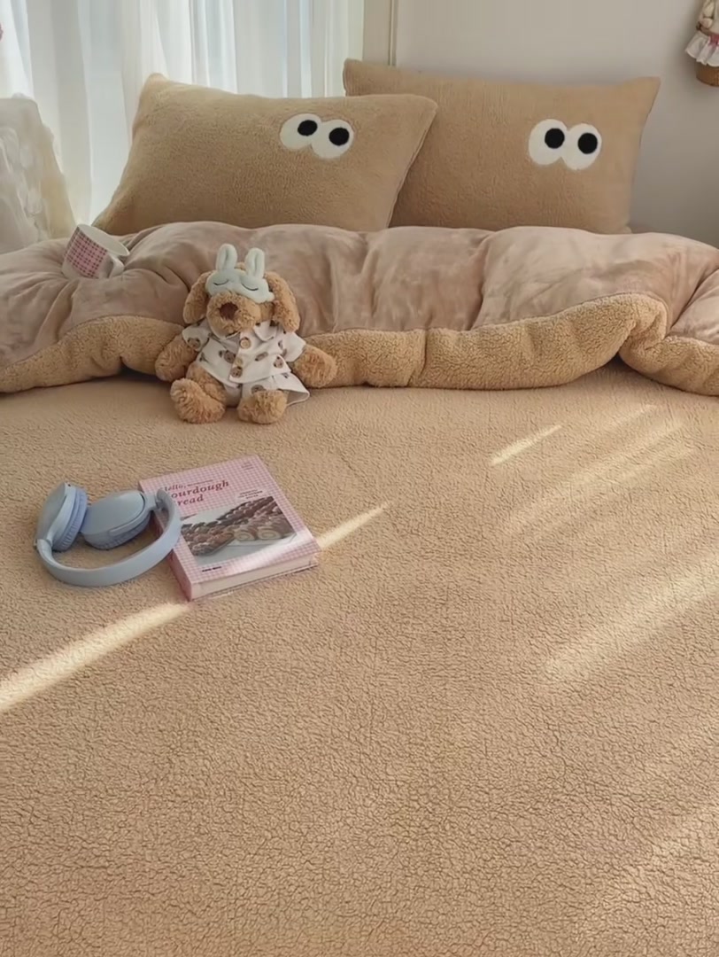 冬天必备！眠格羊羔绒四件套，温暖到不想起床😍