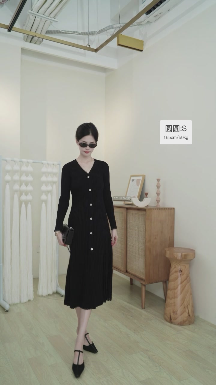 V领针织裙太绝了！秋冬必备温柔气质款💕