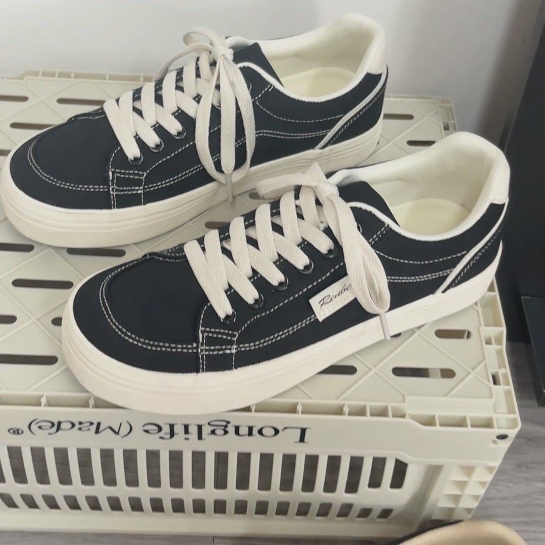 人本帆布鞋：百搭复古风，透气又舒适，但细节还需打磨