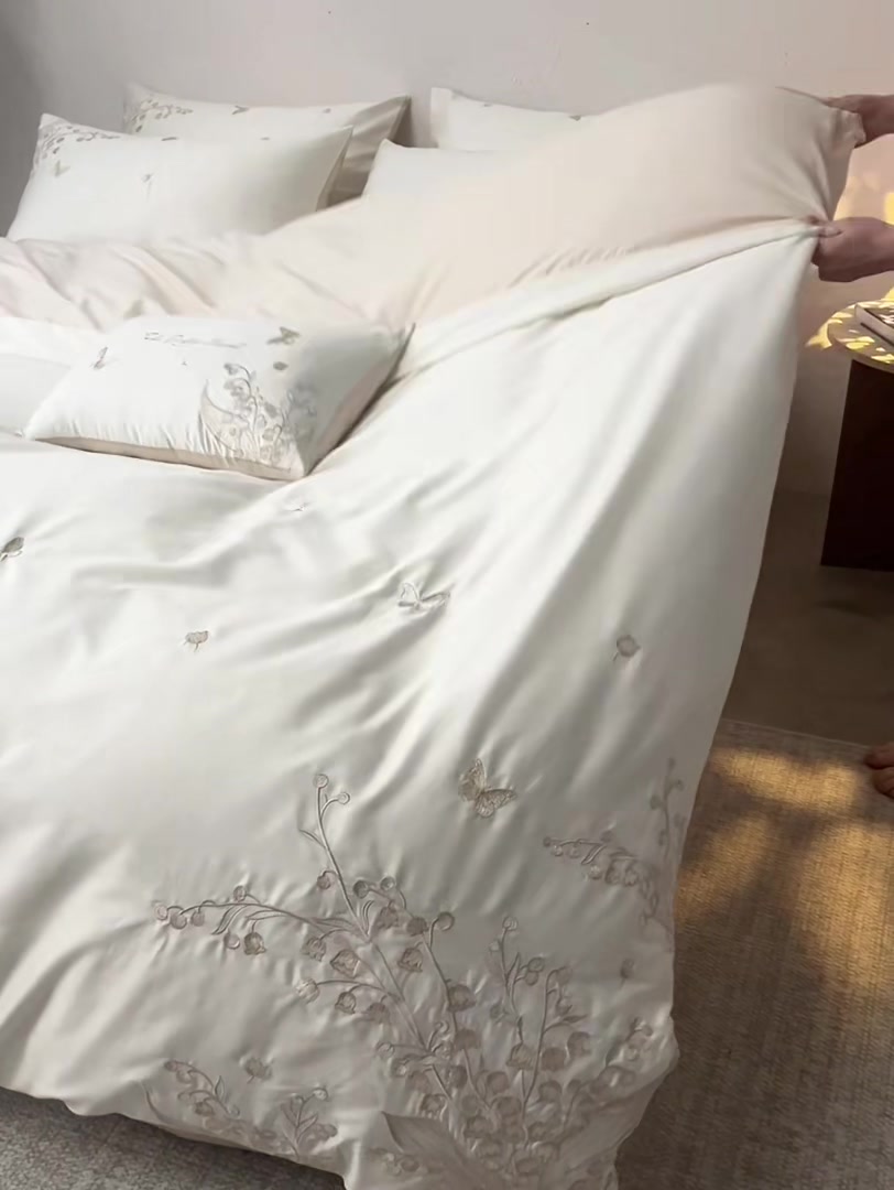 铃兰花开在床畔：逸茉A类母婴级长绒棉四件套，是轻奢还是智商税？