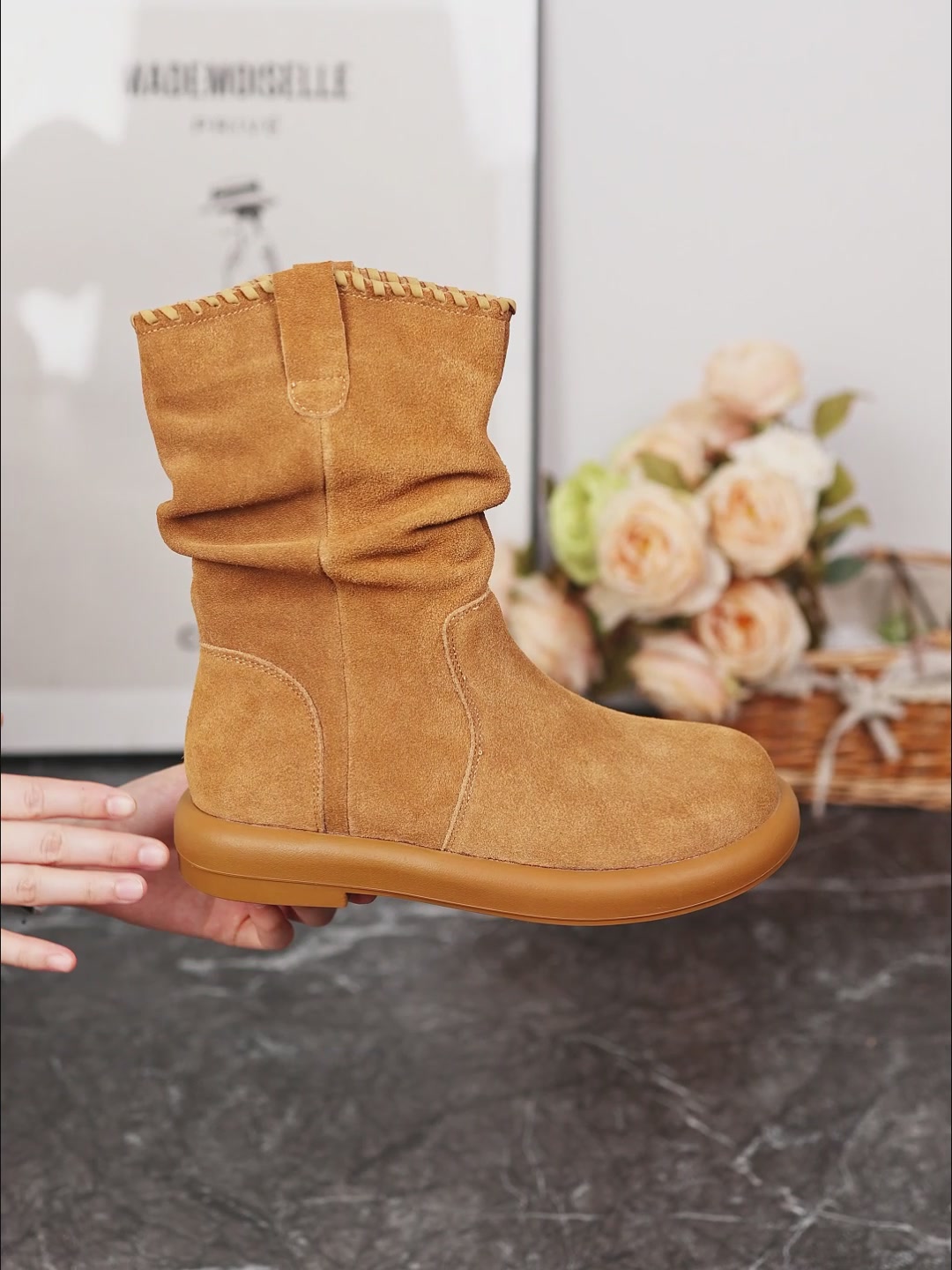 【文艺女孩的秋冬必备】ZHR平底短靴，圆头套脚设计，舒适又百搭！