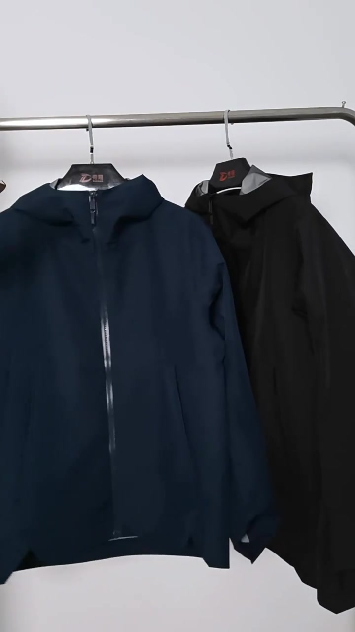 梦寰冲锋衣实测：千元价位里的“防水刺客”还是“户外神装”？