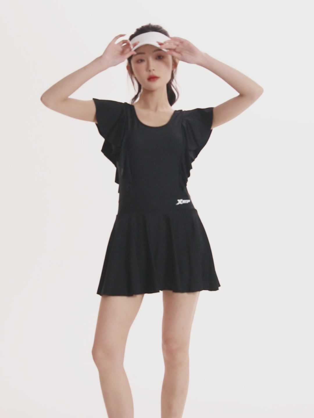 度假必备！特步高级感泳衣，遮肚显瘦太绝了！