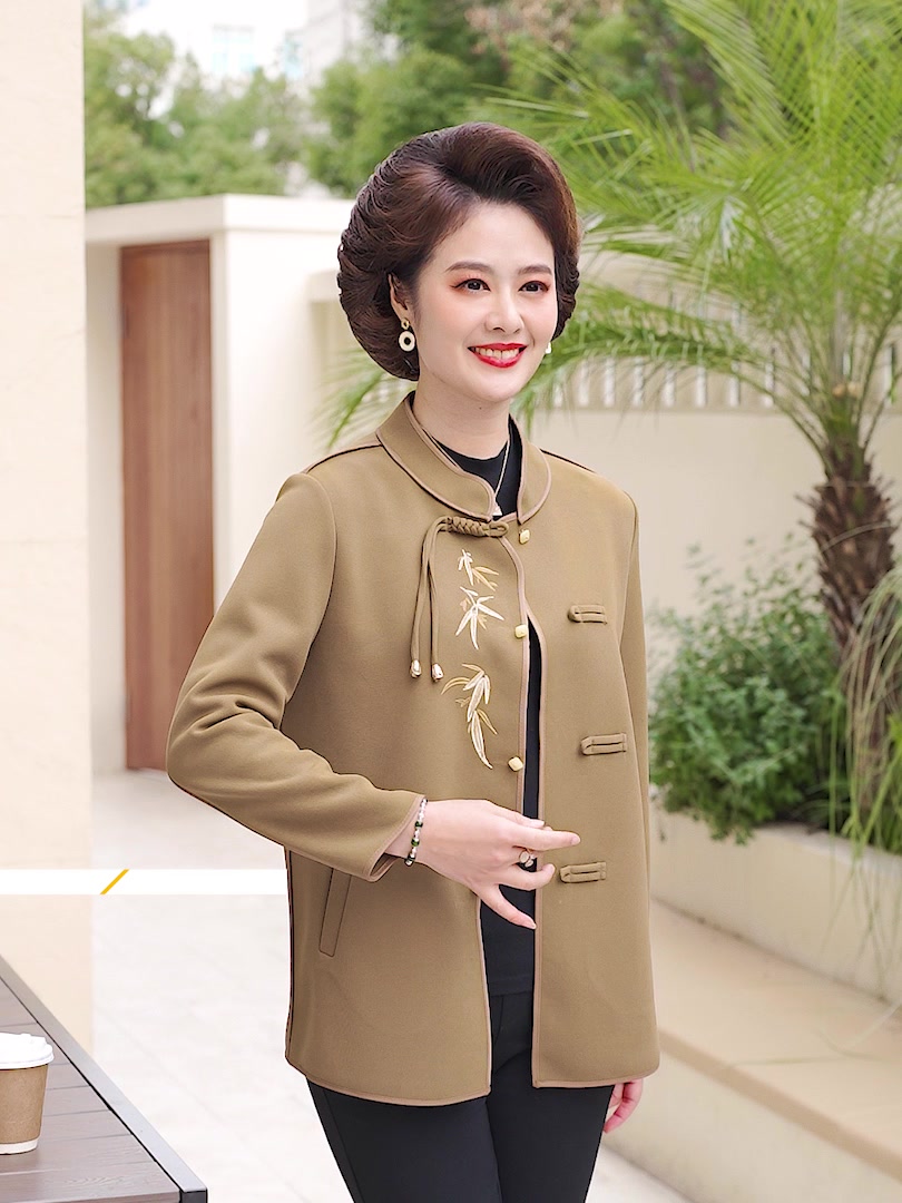 国风绣花外套，让妈妈秒变‘洋气女王’！