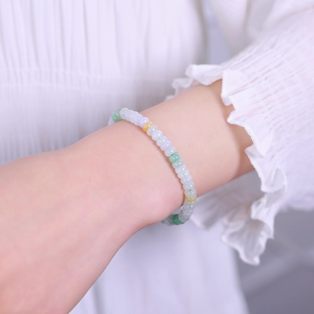 对白这款毛绒外套，我冲了！但穿完有点想退货...