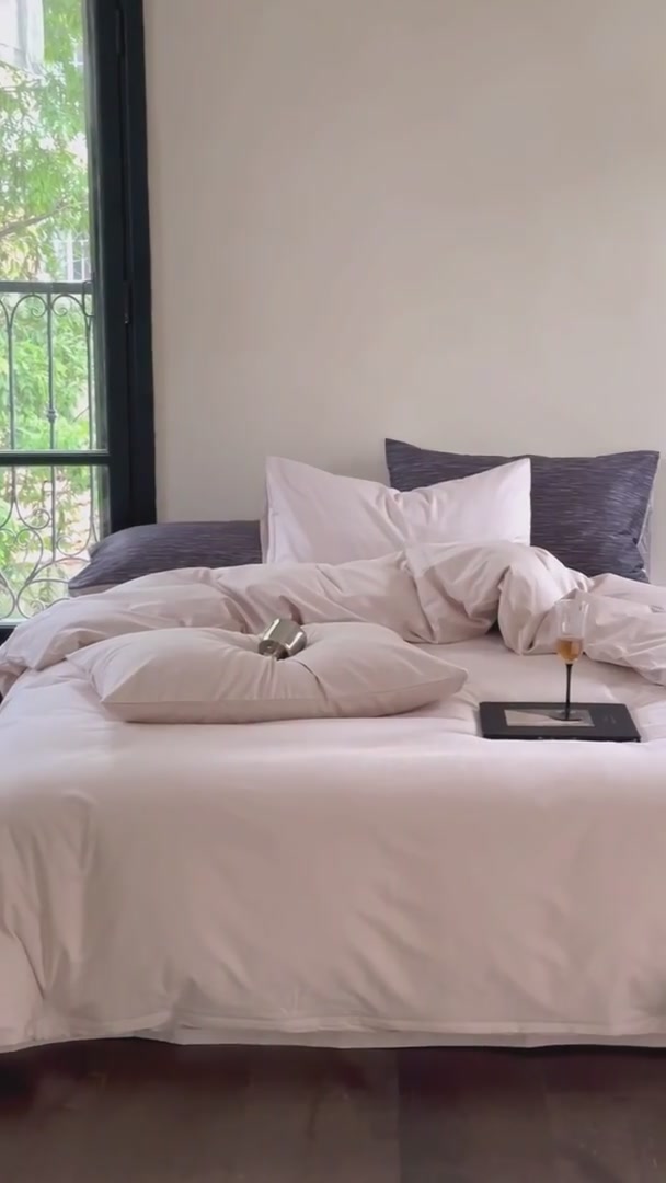 保睿利斯贡缎四件套：轻奢风床品的高级感，到底值不值这个价？