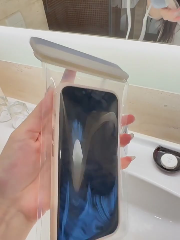 安踏防水袋：游泳拍照神器还是智商税？实测告诉你真相！