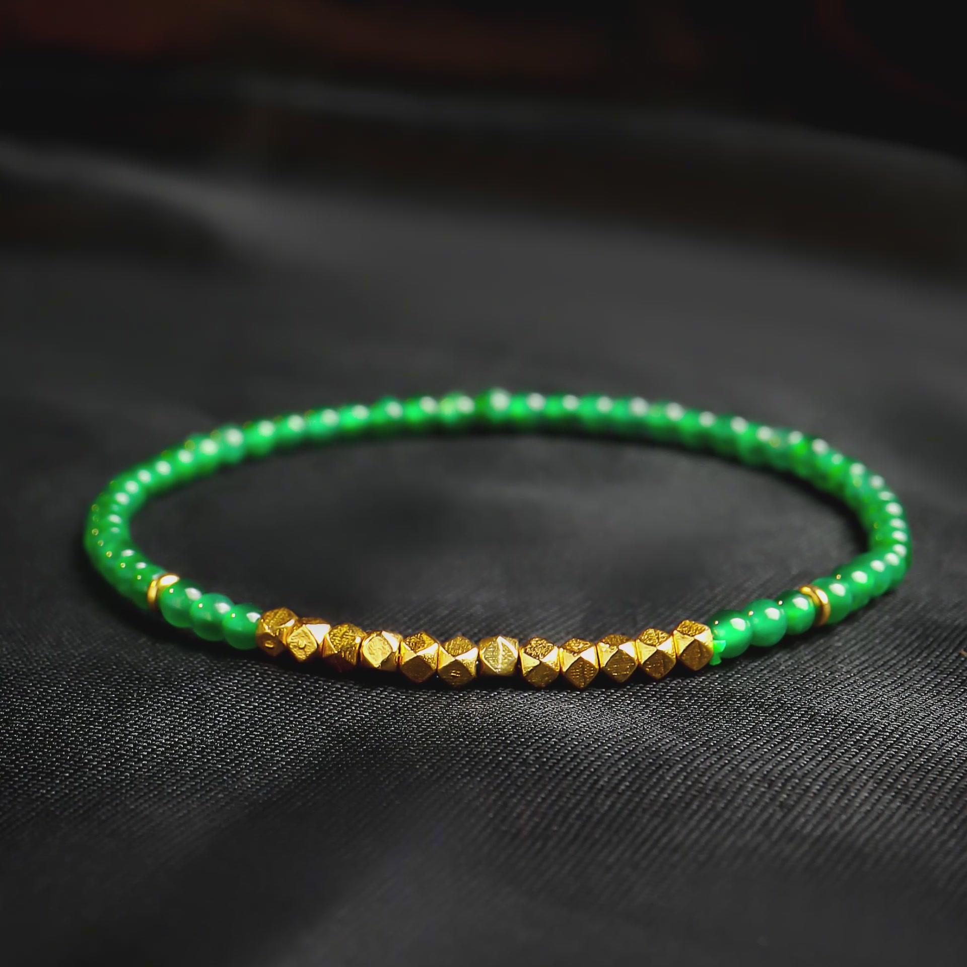 印象眸DIY翡翠小米珠手链，花814元买了个寂寞？