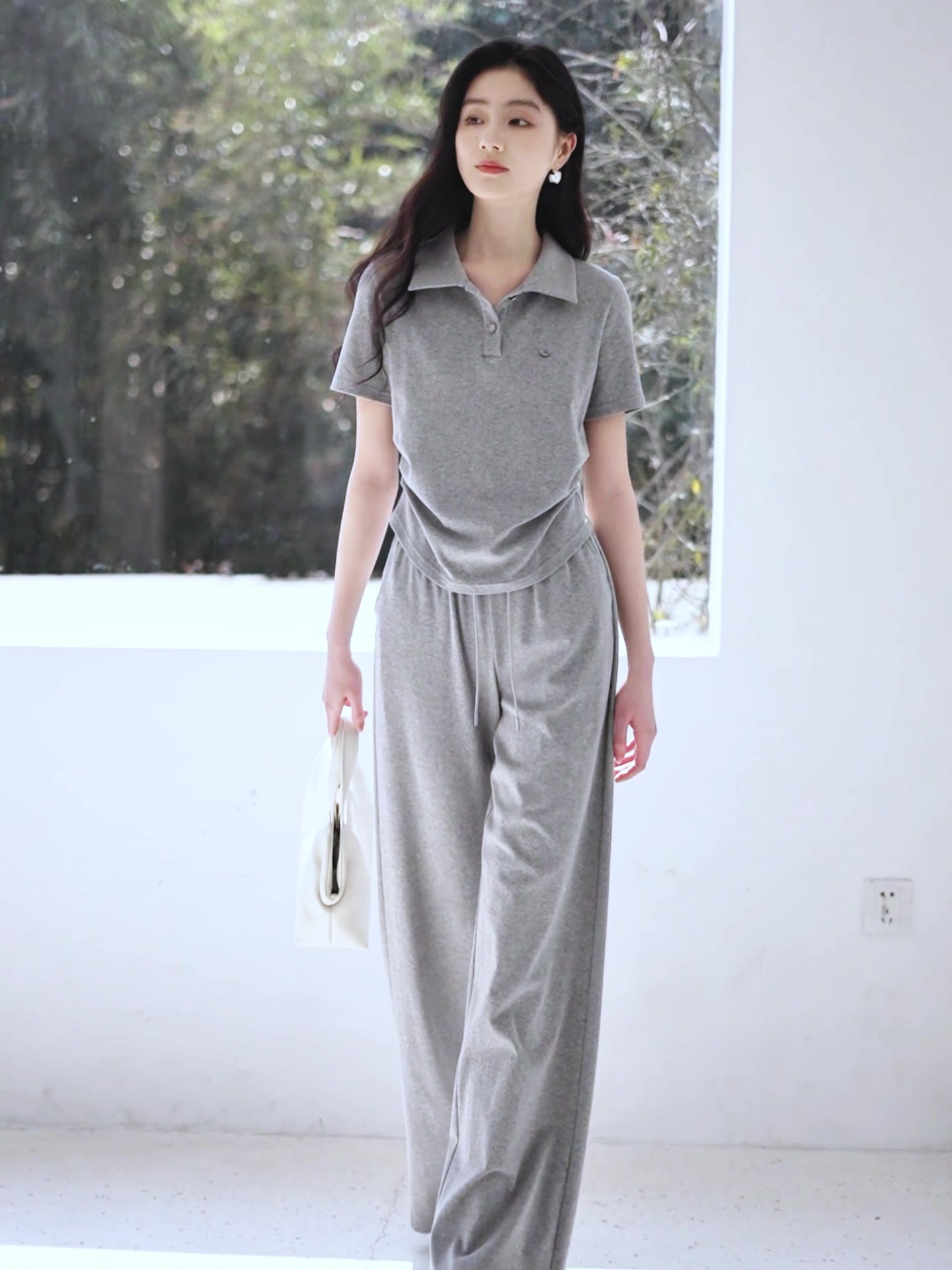 香影两件套：穿出千元级运动风，还是穿了个寂寞？