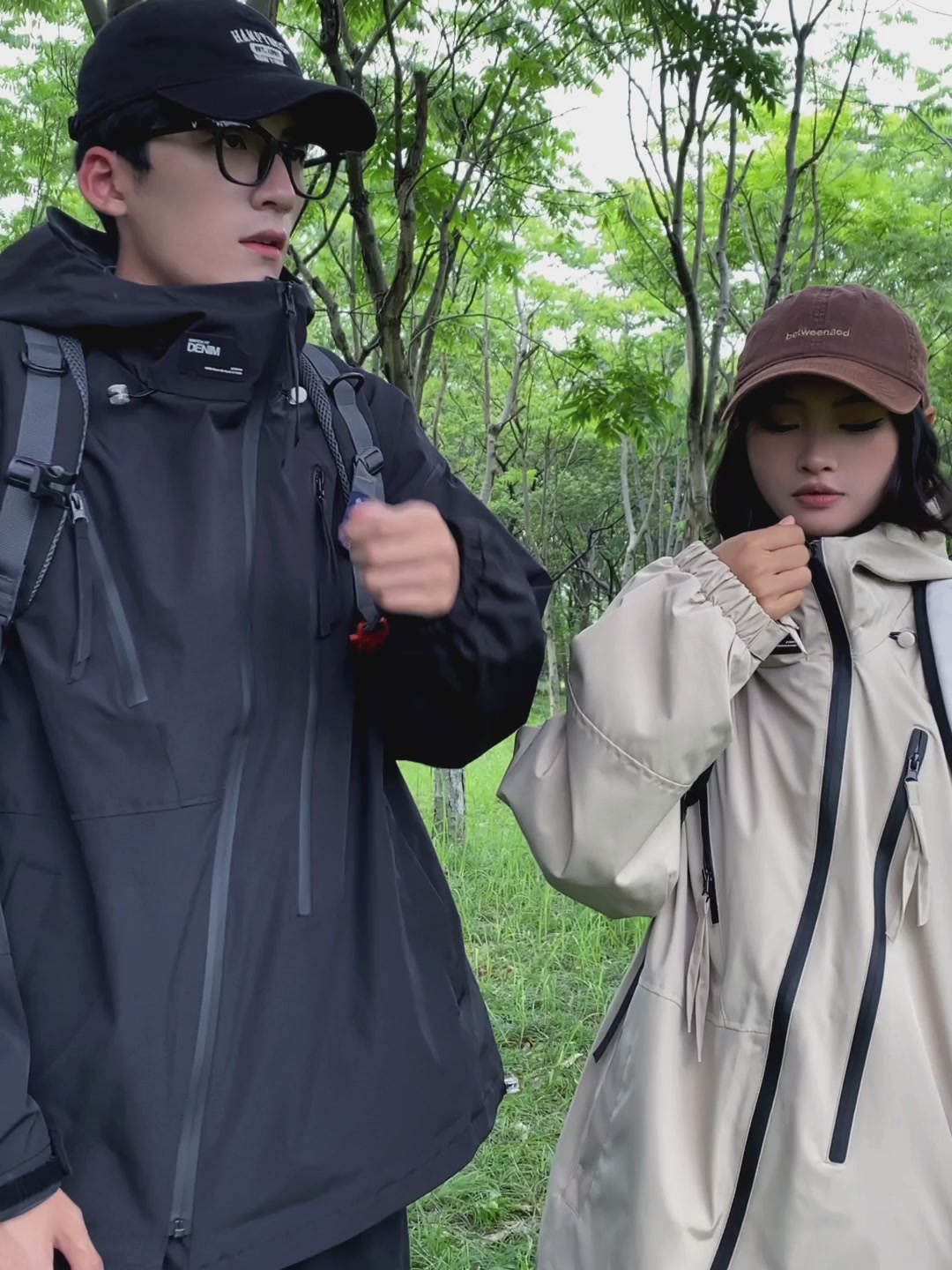 韩坊诗冲锋衣两件套测评：299元买到的户外惊喜，值不值？