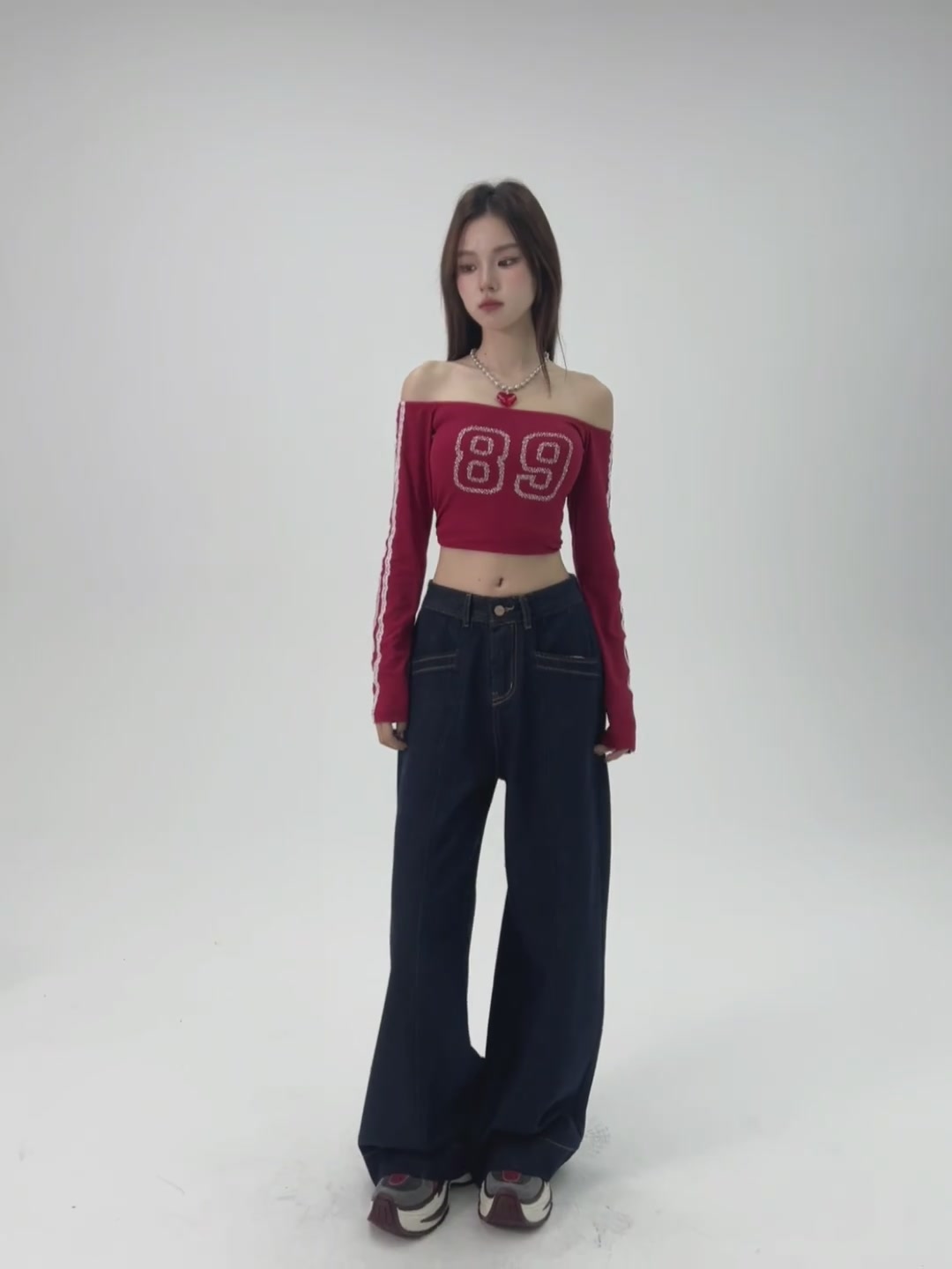 这条拖地牛仔裤，让我在镜子前站了半小时！