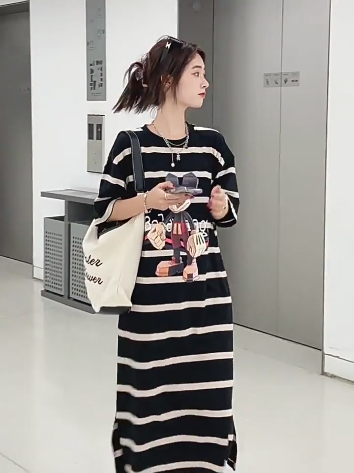 甜小二这条399的连衣裙，让我想起了被“慵懒风”支配的恐惧