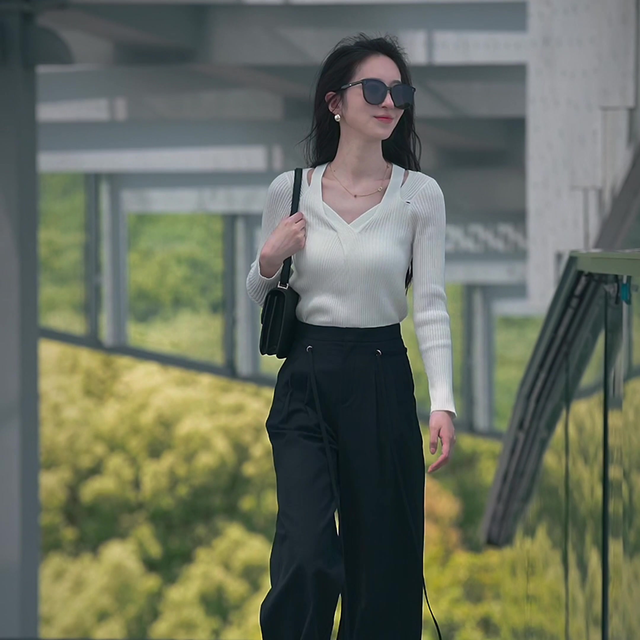 迪赛尼斯羊毛衫测评 | 599元值不值？慵懒与修身并存的神仙单品！