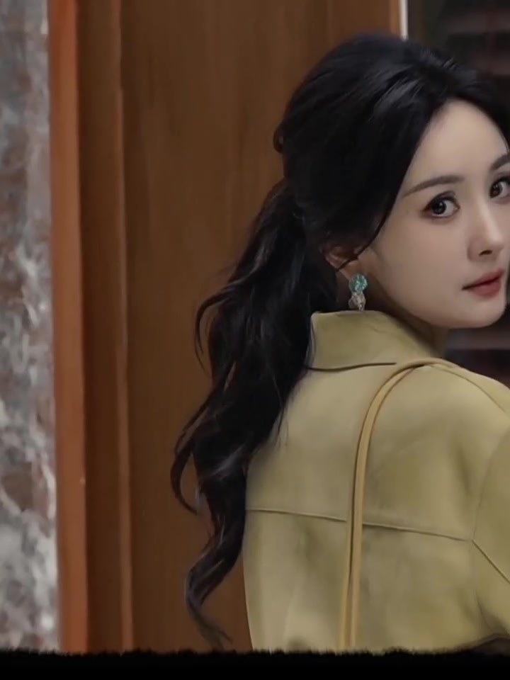 杨幂同款羊皮绒外套，真仕漫JAZZMAN的复古回潮，值不值得花2980元入手？