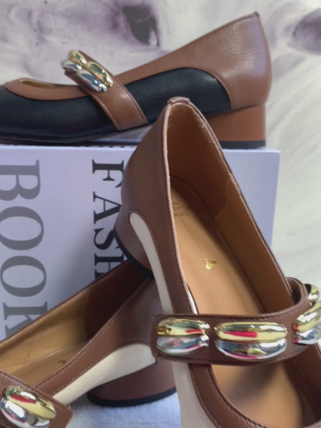 花晨月FMM玛丽珍单鞋测评：一双让我在通勤路上找回少女心的英伦撞色鞋