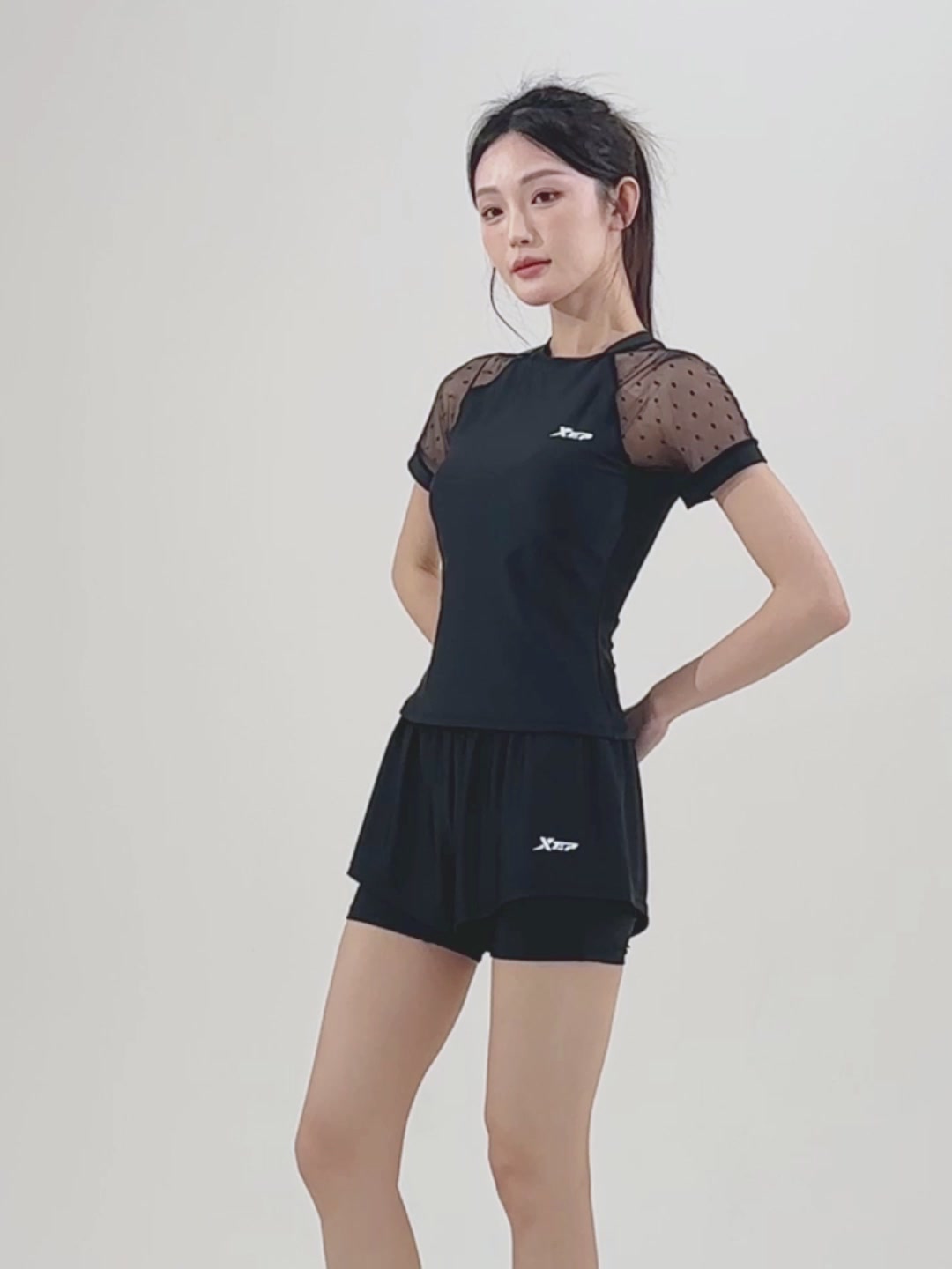 特步分体泳衣，保守派也能玩转沙滩！