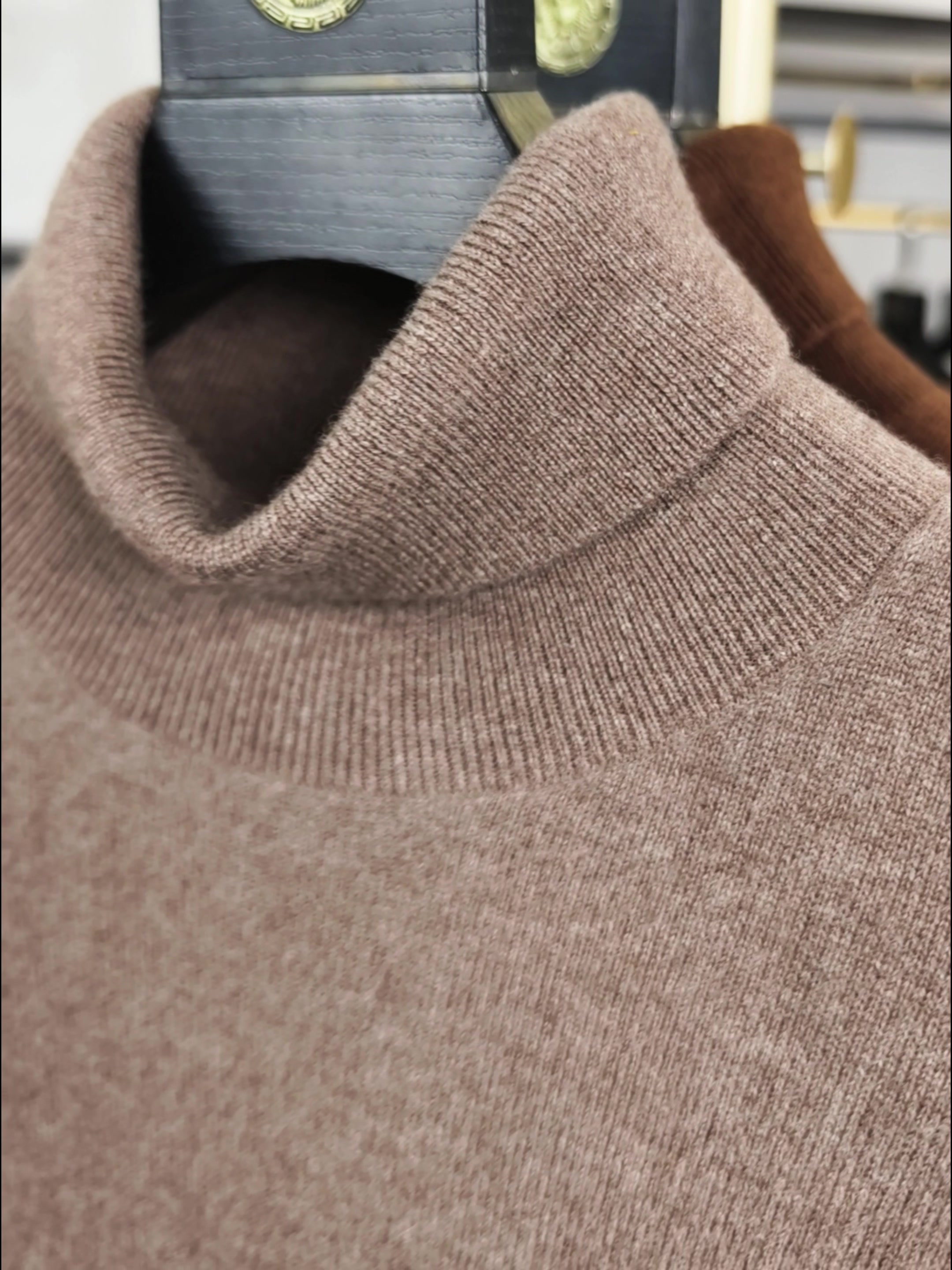 秋冬必备!这件山羊绒混纺毛衣也太好穿了吧!