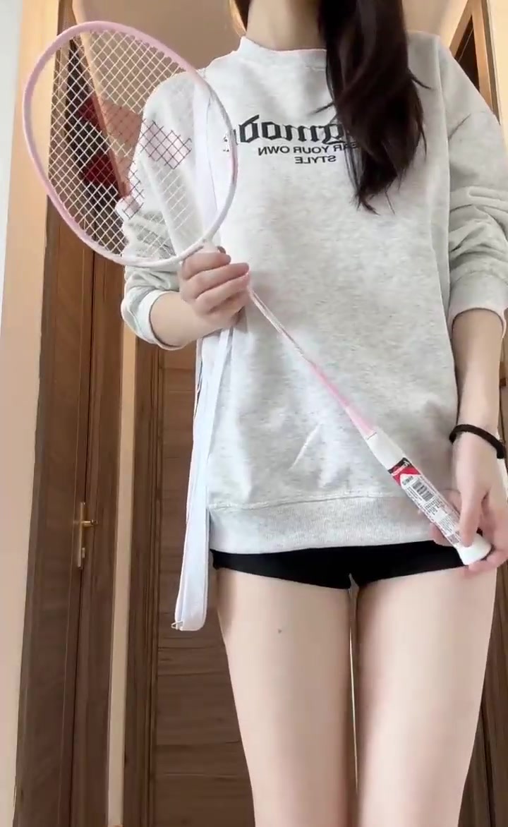 川崎Kawasaki鸳鸯碳素纤维羽毛球拍:新手也能打出专业范儿?