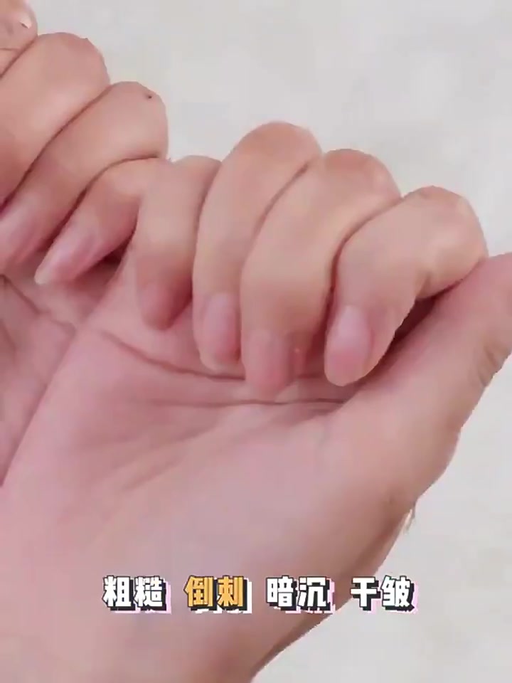 novo熊抱护手霜｜清爽不油腻的滋润体验