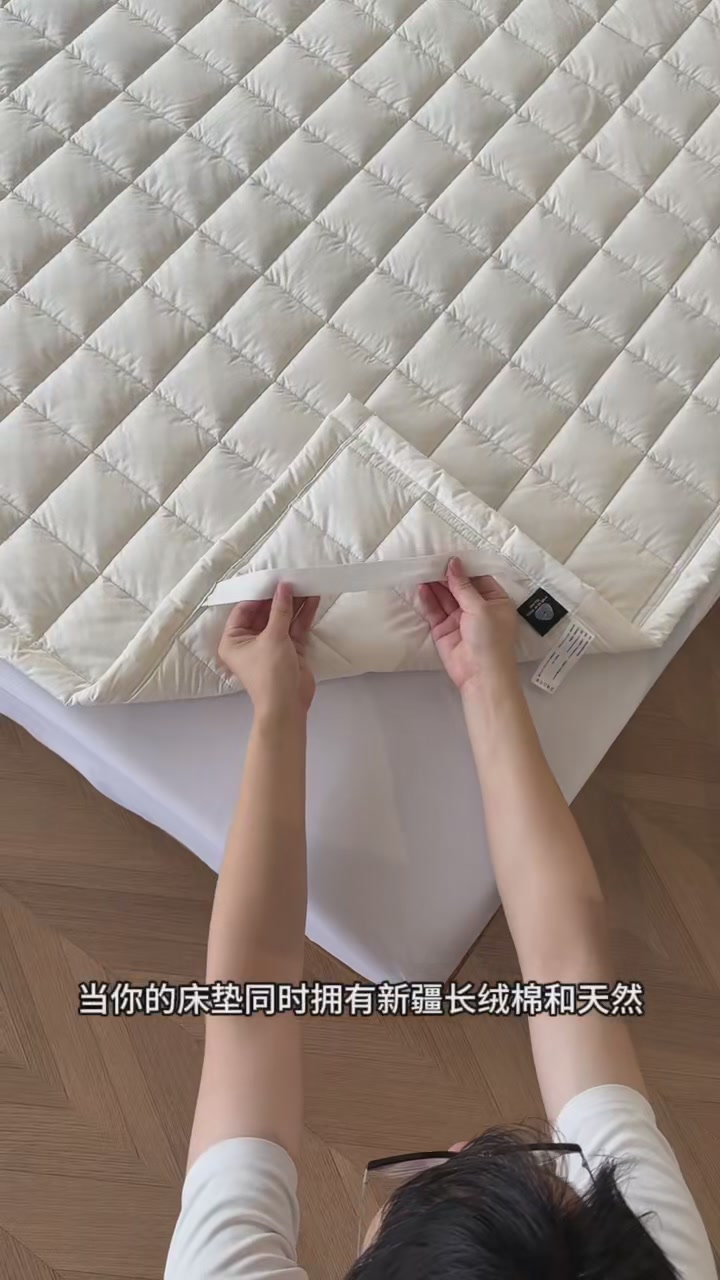 给妈妈买的这件羽绒棉服,她穿上后直夸洋气又暖和! 第3张图片