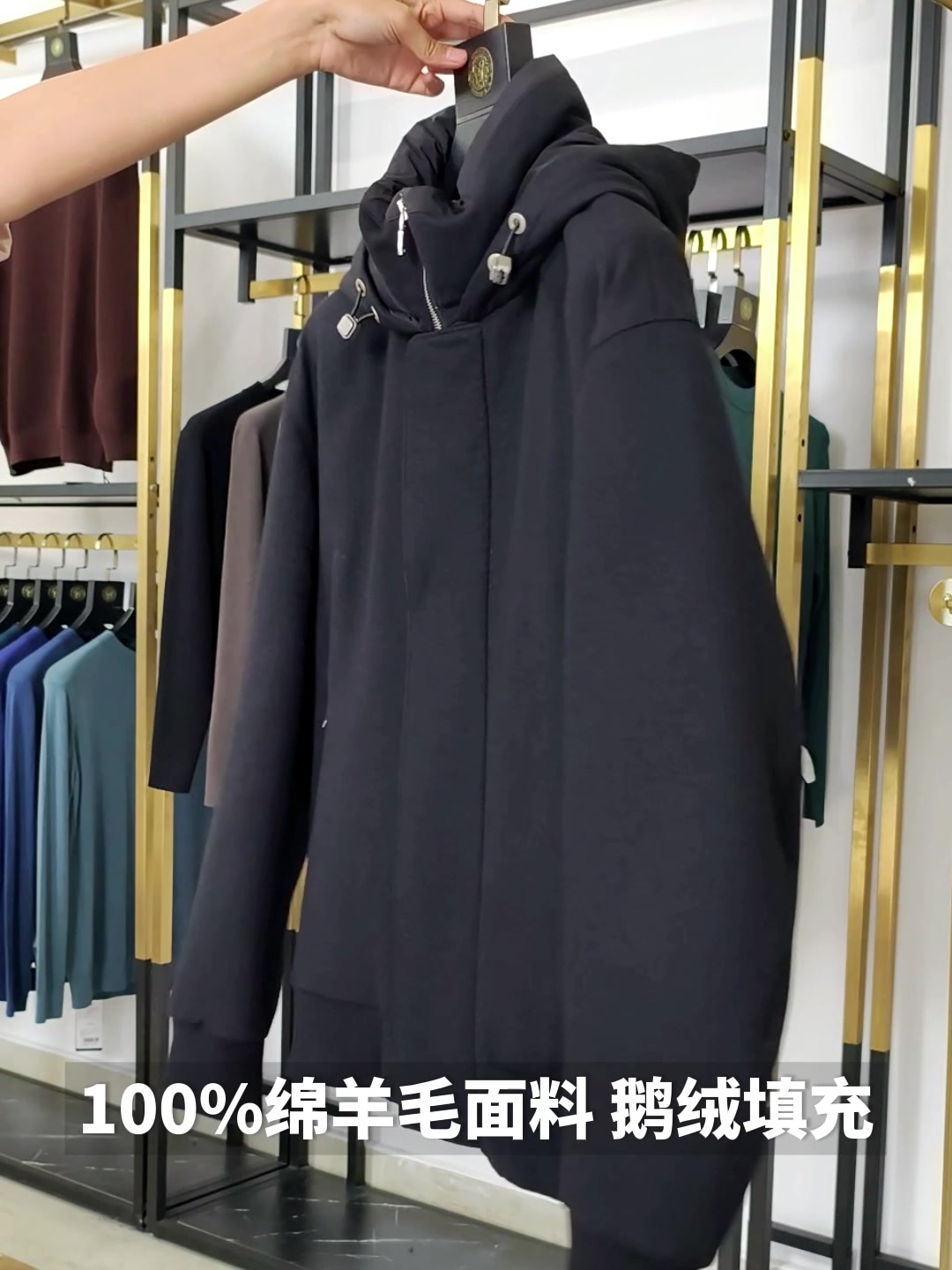 40+姐姐的冬日战袍｜万元羽绒服到底值不值？