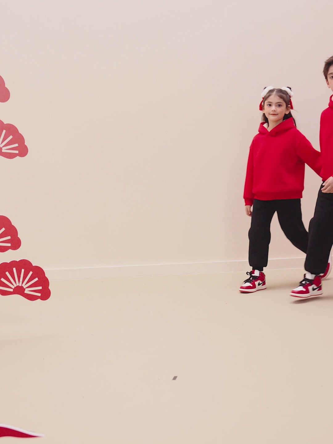 巴布豆2026马年拜年服，299元值不值？我娃穿了三天，优缺点全在这！