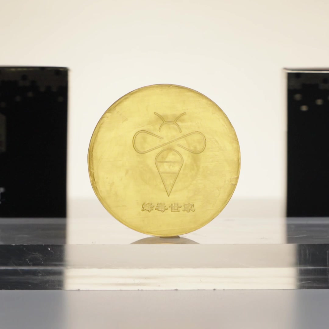 蜂毒皂真能“毒”走毛孔油污？21块5的洁面皂，我替你们试了100分钟！