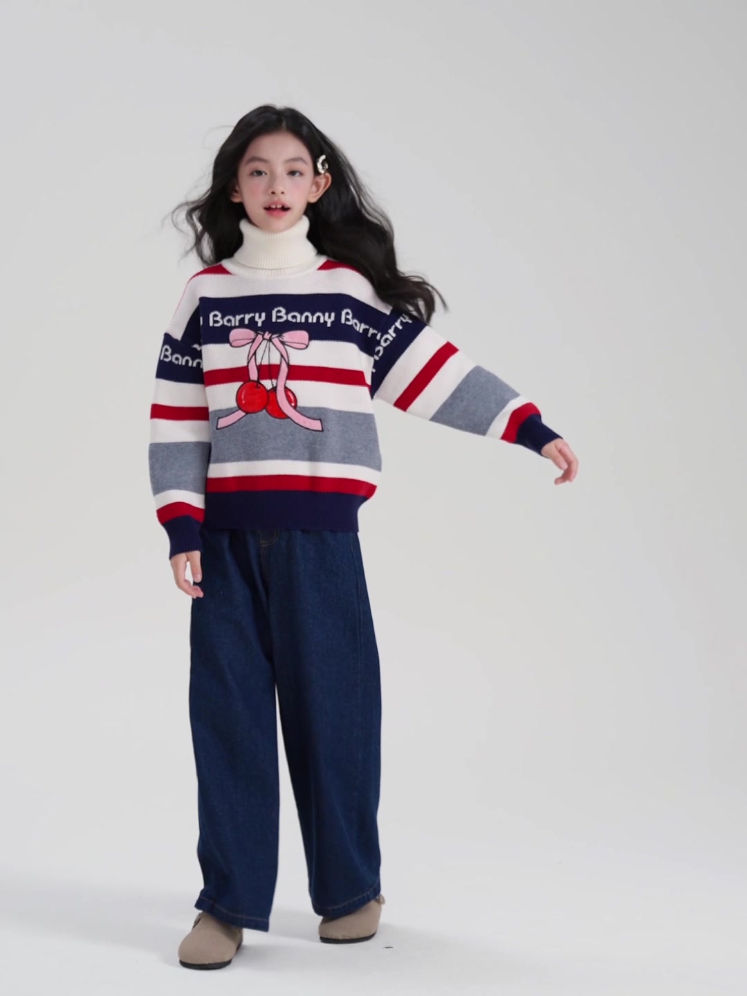 Barry Banny 女童樱桃加厚毛衣：冬季保暖神器还是颜值陷阱？