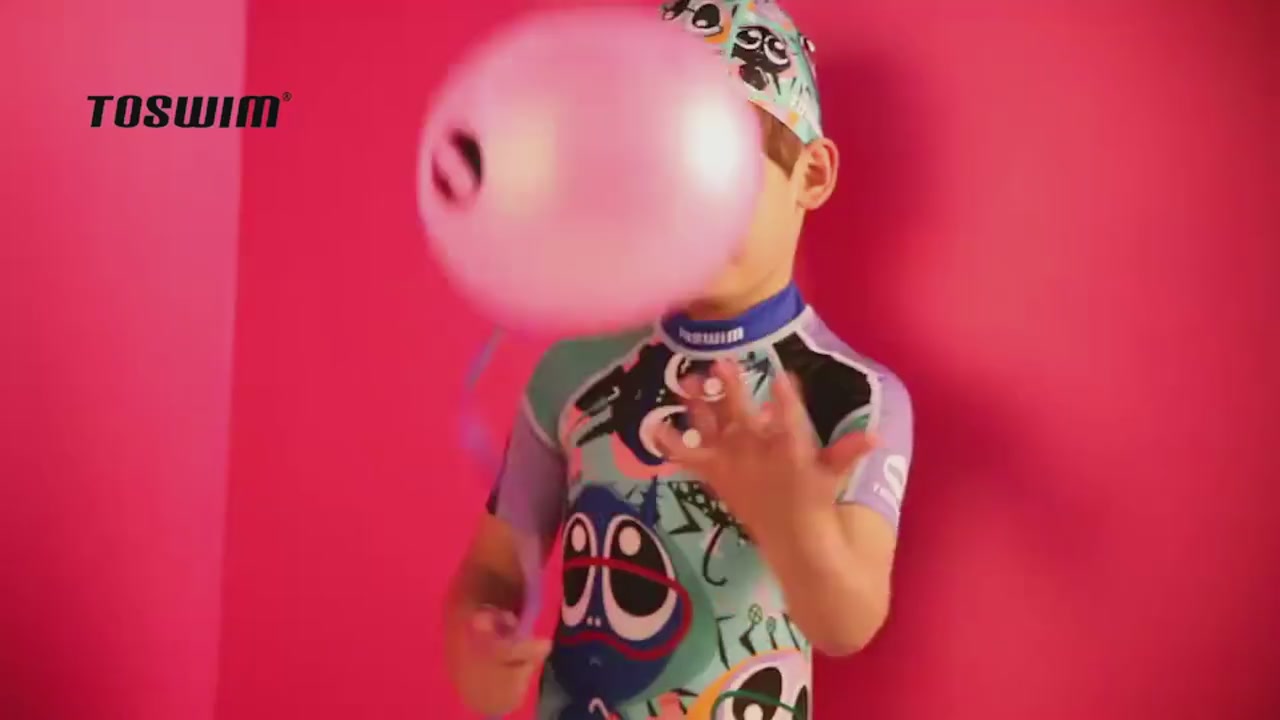 拓胜TOSWIM儿童泳衣：防晒亲肤，速干舒适，让宝宝夏日玩水无忧