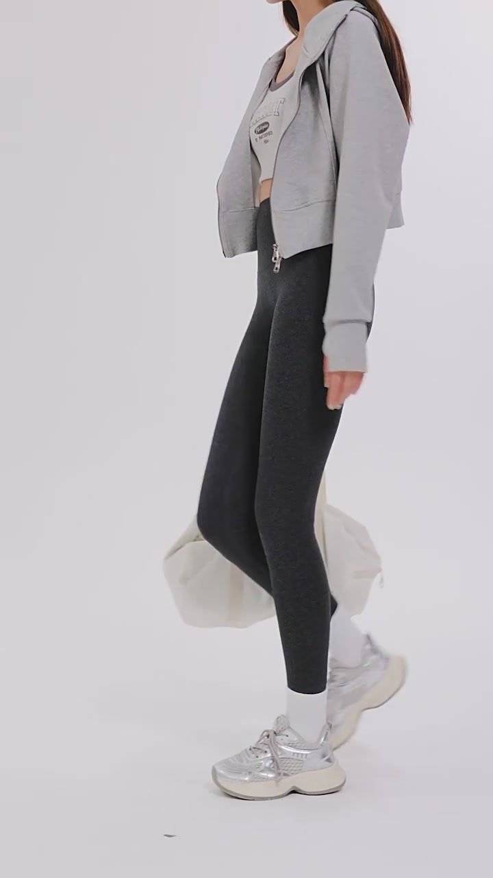 鲨鱼裤界的‘暖男’？梦寰加绒芭比裤实测：冬天也能穿出辣妹感！