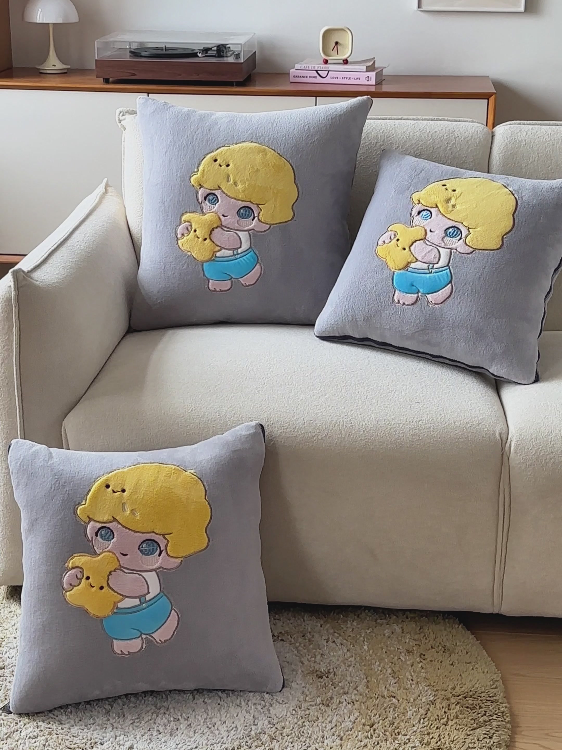 南方生活牛奶绒抱枕被,办公室午睡神器!四季都能用,冬天暖到不想起!