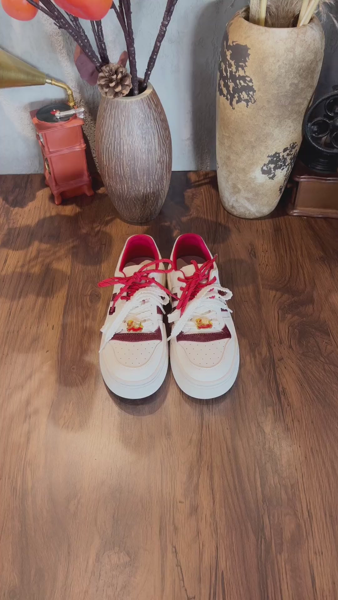 汤姆斯新款女鞋：轻便到飞起，但价格有点‘劝退’？