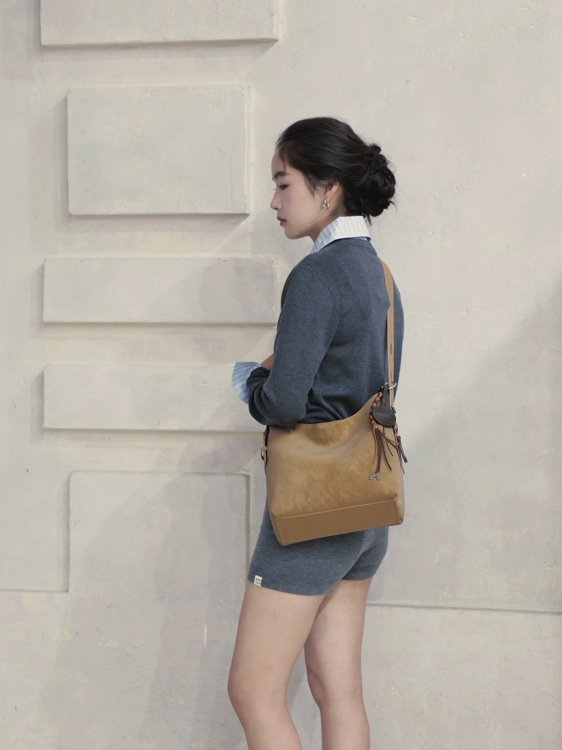 晚风包包：2026新款棕色水桶包，我的通勤“大胃王”体验