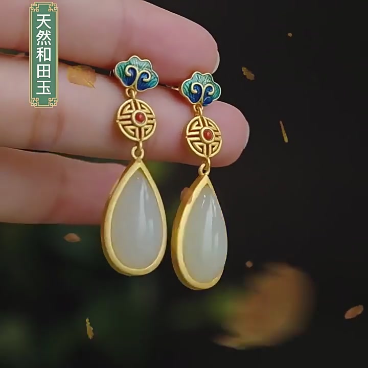 半窗纱耳钉：399元能买到宫廷珐琅彩和田玉？我的真实体验告诉你答案