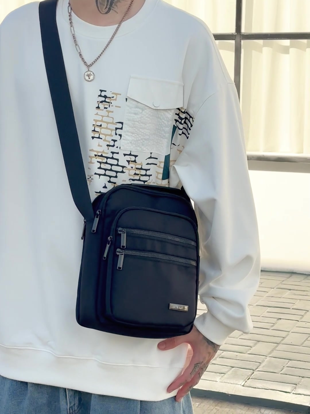 男生出门必备！这个帆布包也太能装了吧💼