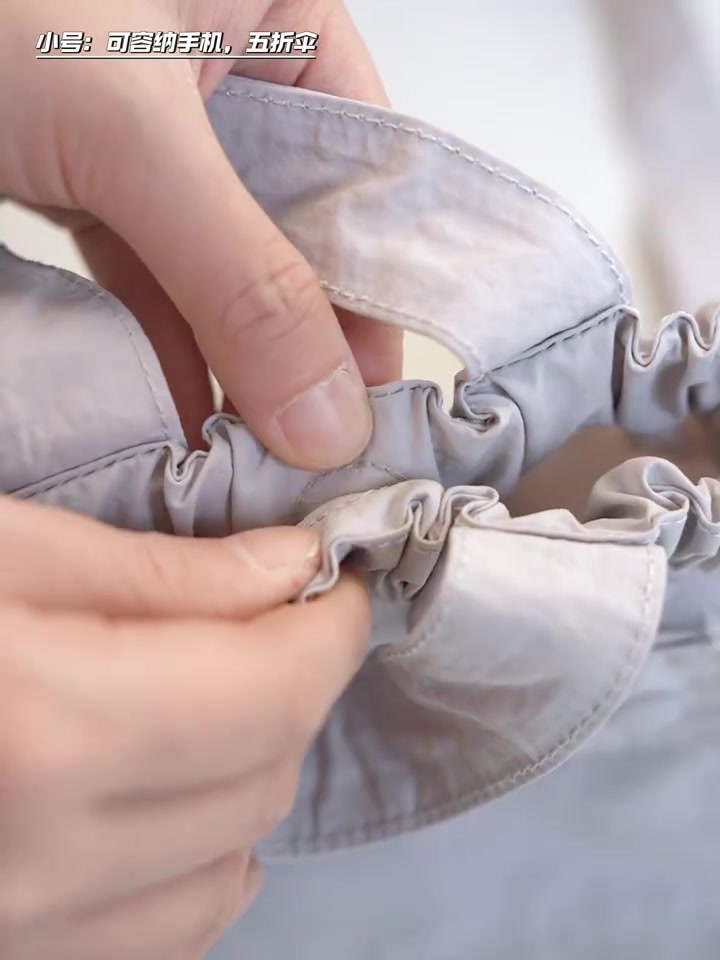 莱夫Laifu 2025新款帆布小方包：上班通勤的百搭神器，社交达人的轻便选择