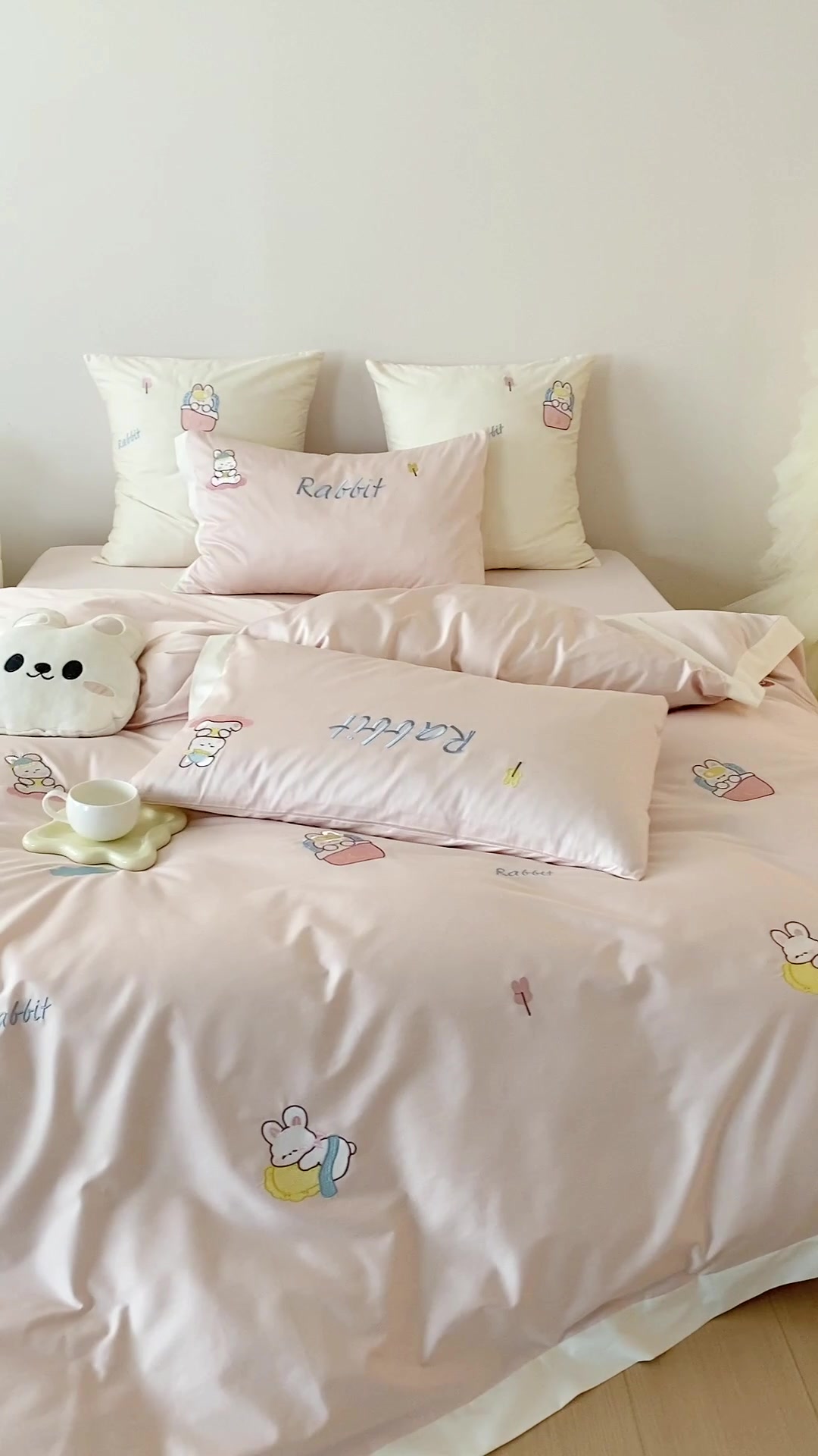 保睿利斯兔子四件套：少女心爆棚，但价格让我有点小冲动！