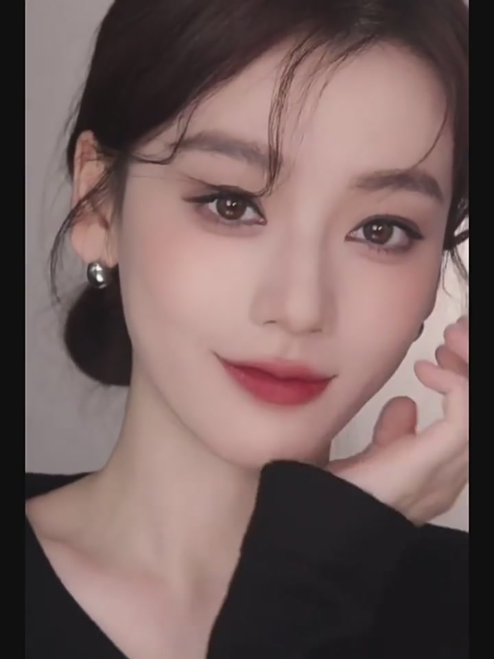 迪奥999口红：经典色号，新旧随机发货，值不值得入手？