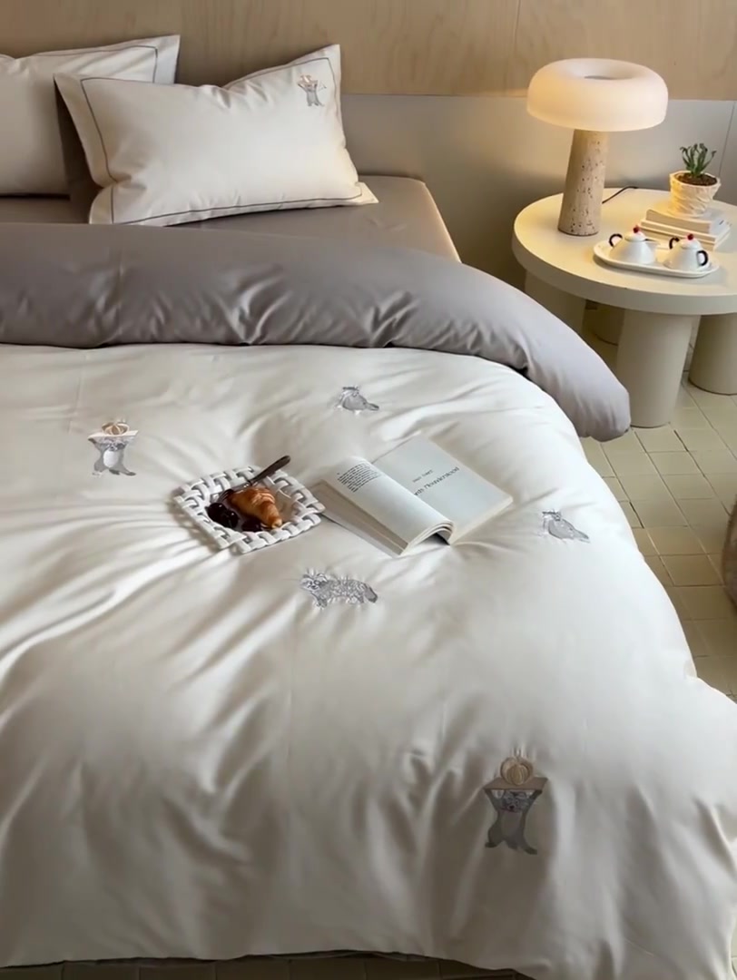 池羽2025新款A类趣味系列全棉长绒棉插画绣花四件套干脆面，我的梦中情床！