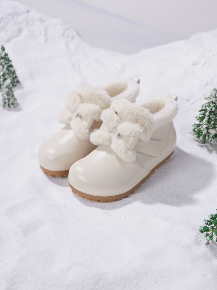 女儿的新年战靴！斯纳菲Snoffy绒绒鞋，软萌到犯规～