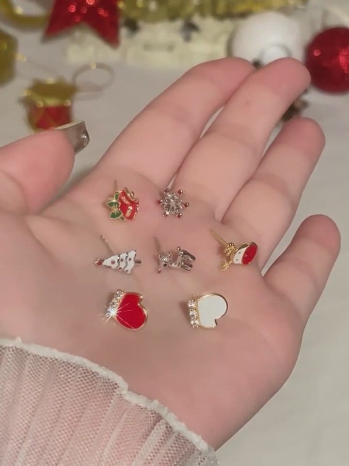 圣诞礼物首选！DTOTO不对称银耳饰，轻奢感拉满的节日小心机✨