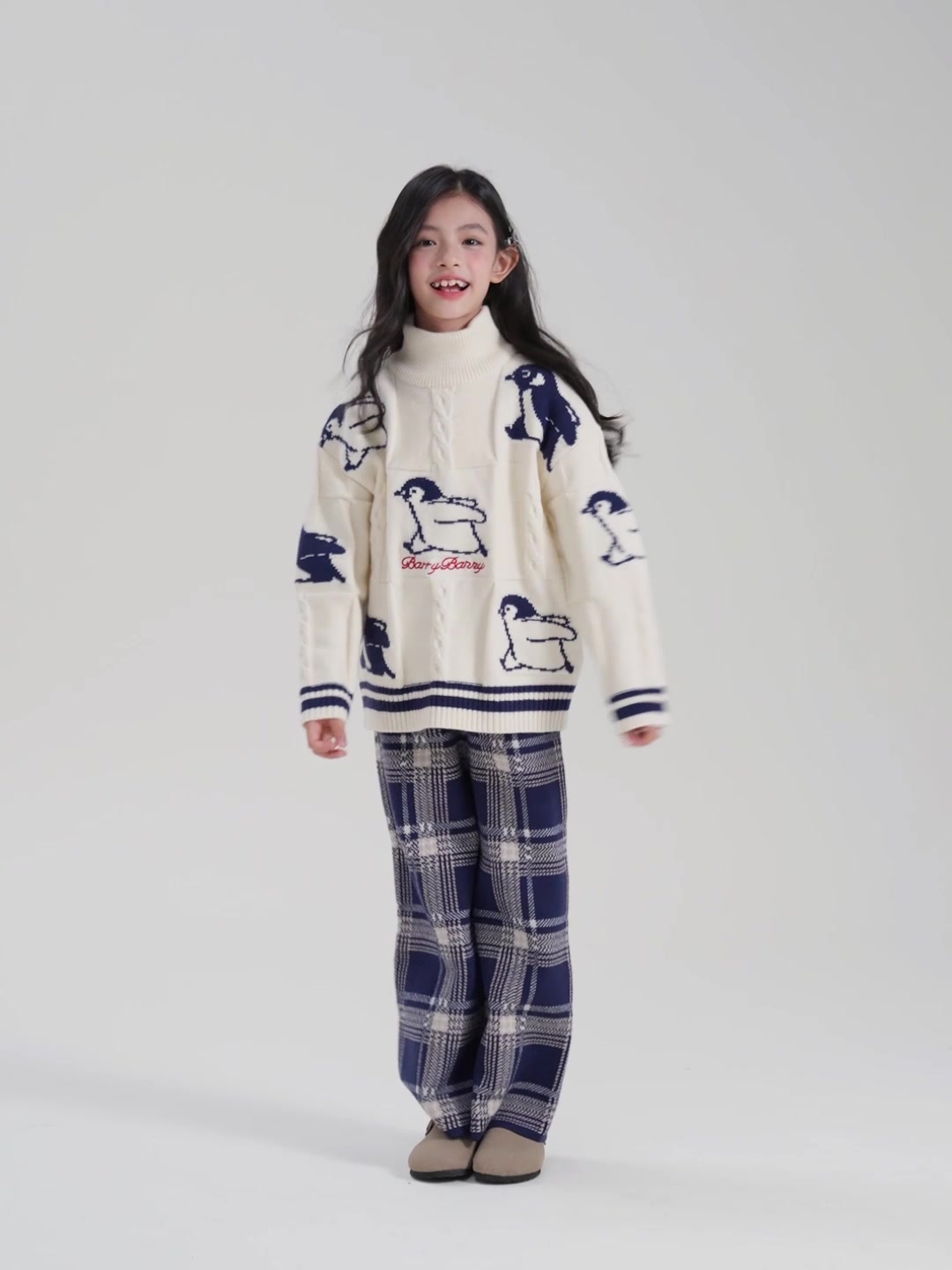 Barry Banny 女童复古格纹针织裤：399元买来的冬日温暖与时尚，值吗？