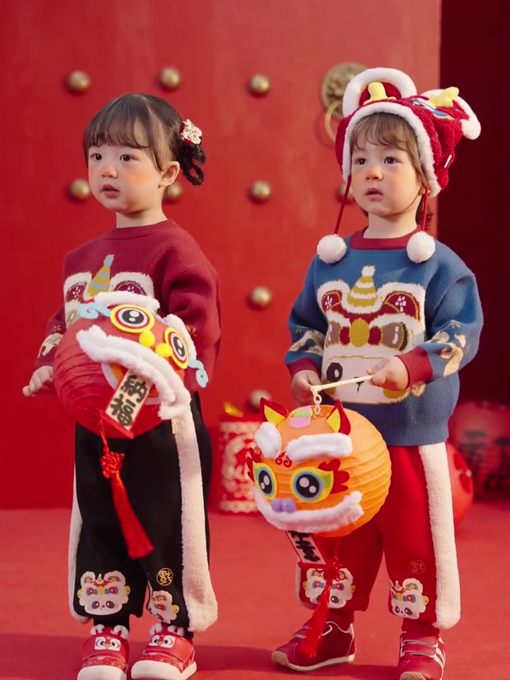 过年穿新衣！我家娃的唐装太有范儿了，秒变国风小达人！