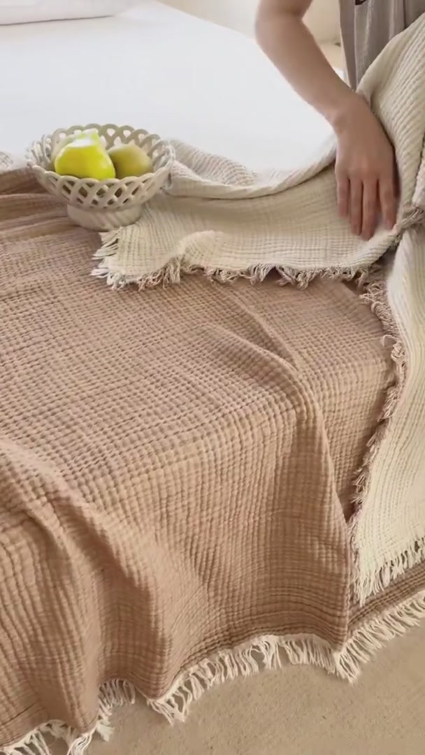逸茉四层纱流苏毯：办公室午休的温柔伴侣，还是宿舍夏夜的清凉救星？