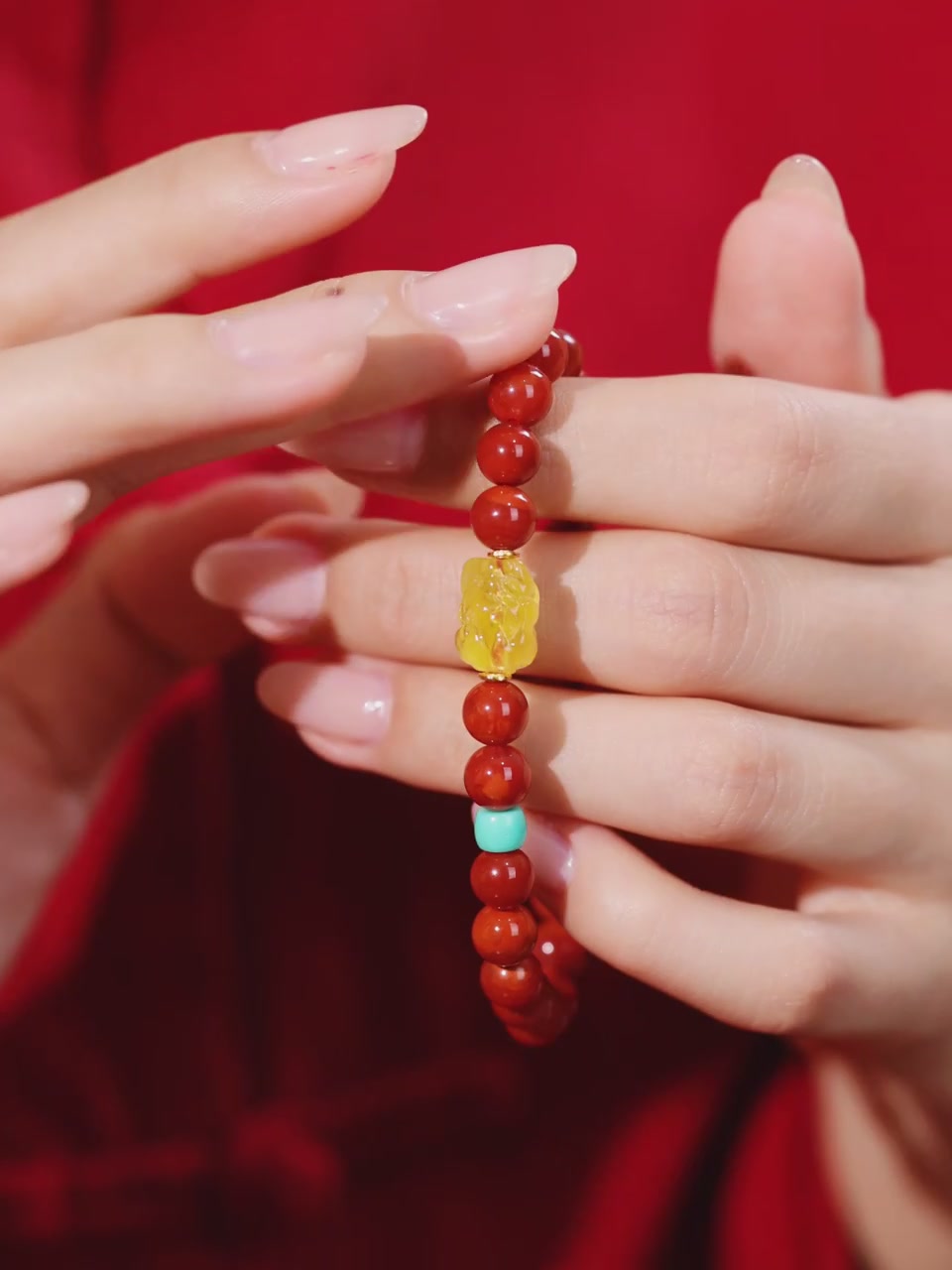 玉福晋南红手串：国风设计遇上本命年守护，这波操作我给满分！