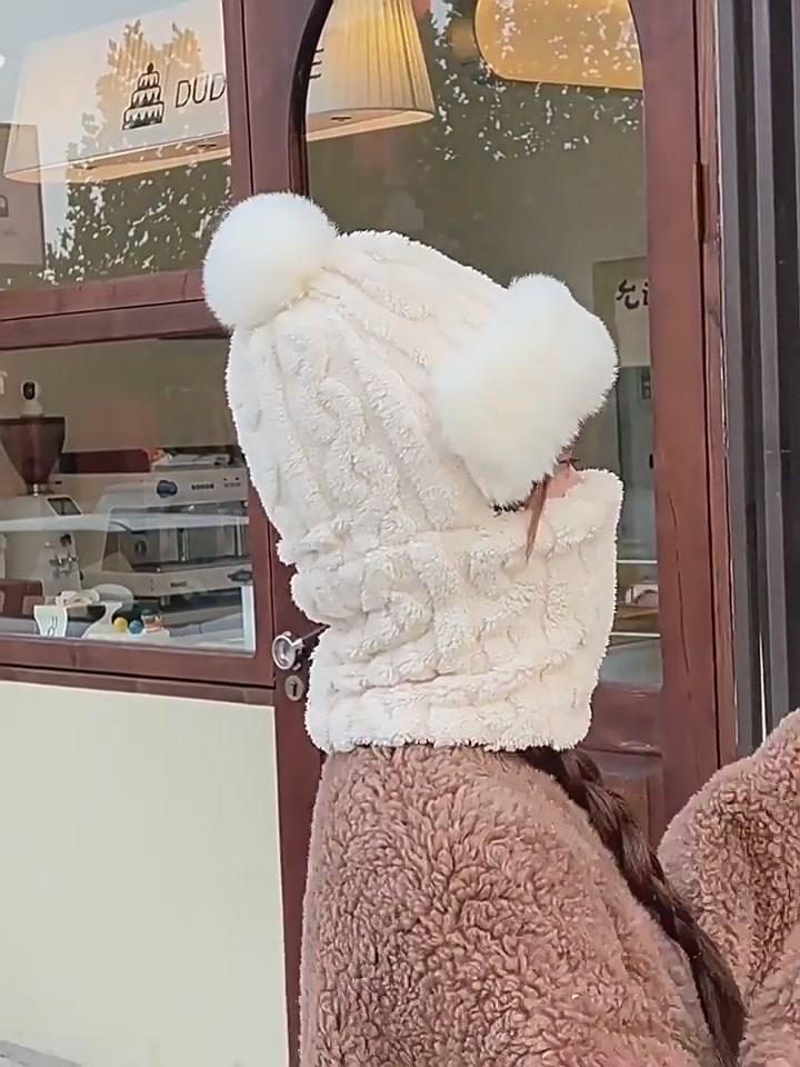 冬天骑车必备！这款加绒围脖帽让我再也不怕寒风了❄️