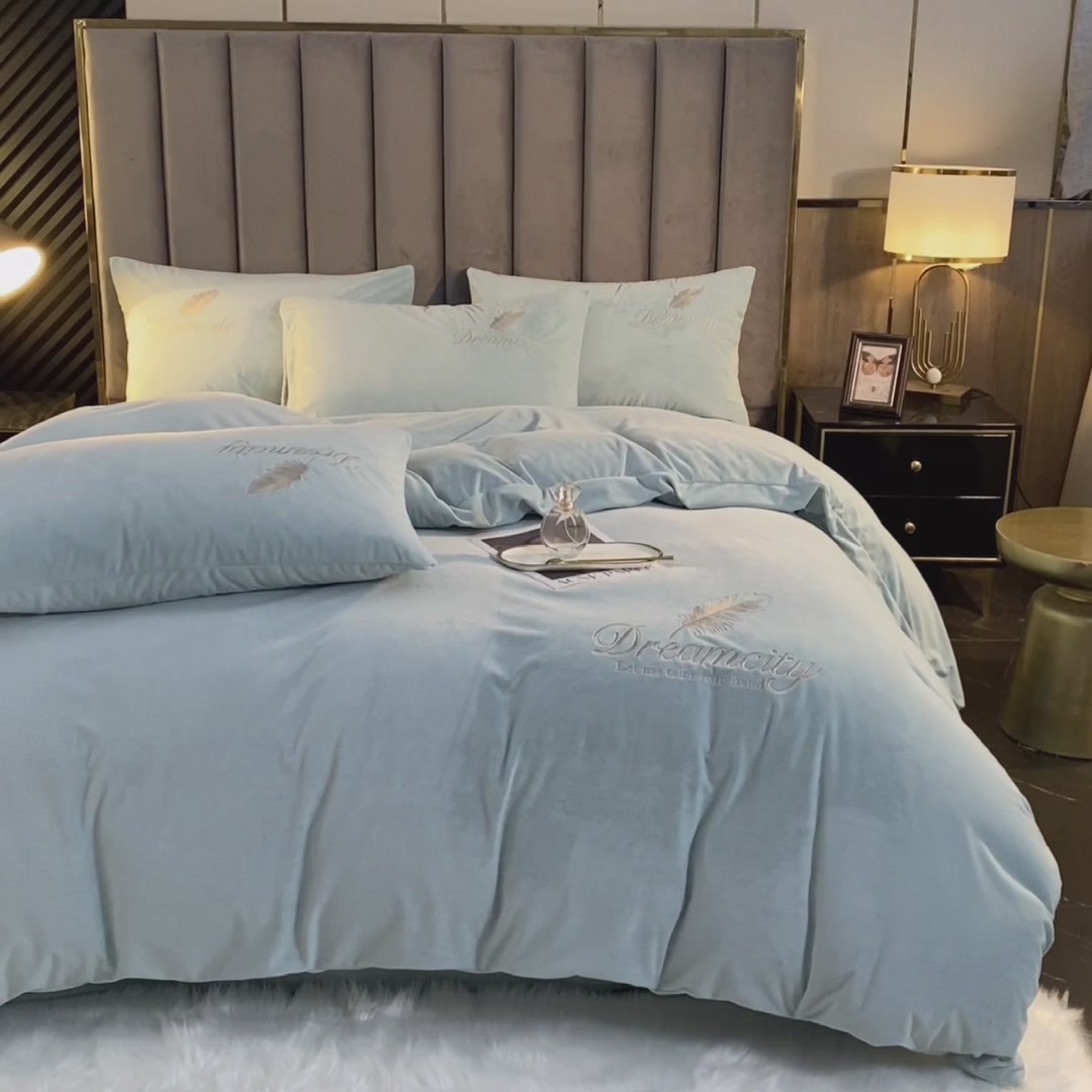 冬天裸睡必备！浪莎牛奶绒四件套，高克重暖到不想起床💤